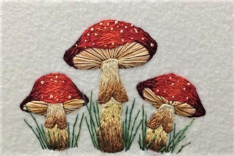 Free Mushroom Embroidery Pattern, Toadstool Embroidery Simple, Embroidered Mushrooms Simple, Mushrooms Embroidery, Magic Mushroom Embroidery, Mushroom And Flower Embroidery, Mushroom Embroidery, Hand Embroidery Design Patterns, Cute Embroidery