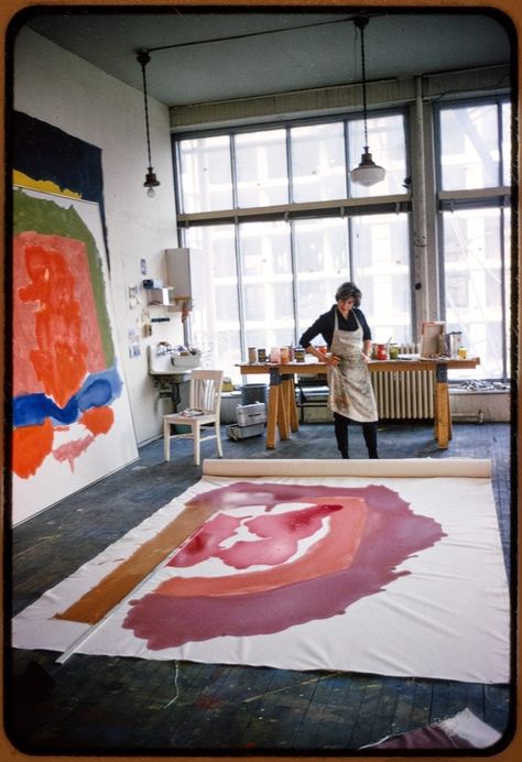 A Landmark Show Puts Helen Frankenthaler’s Masterpieces in Dialogue With Pollock and Rothko Helen Frankenthaler Paintings, Frankenthaler Paintings, Abstract Art Paintings Acrylics, Helen Frankenthaler, Social Art, Tech Art, Event Exhibition, Contemporary Modern Art, Art Painting Acrylic