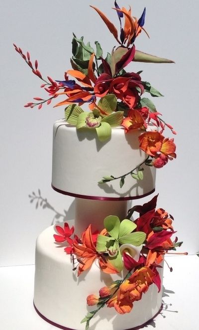 Bird of Paradise By kak7 on CakeCentral.com Tropical Cakes, Bird Of Paradise Wedding, Tropical Wedding Cake, Round Wedding Cakes, Paradise Wedding, Exotic Wedding, Wedding Hawaii, Bird Cakes, Romantic Wedding Cake