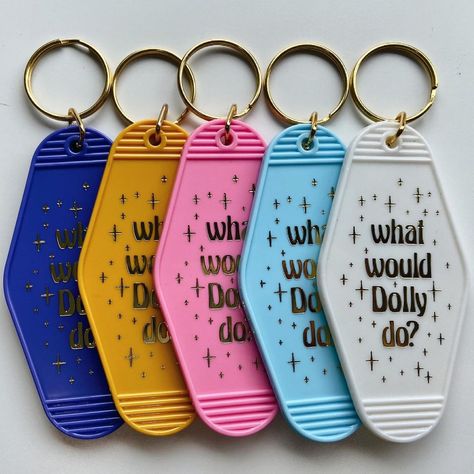 Alex Daley Designs on Instagram: “all the colors of the rainbow 🌈🌈🌈” Retro Motel Keychain, Motel Key, Retro Motel, Tooth Fairy Bag, Craft Market Display, Motel Keychain, Diy Tags, Cricut Craft Room, Keychain Design