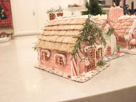 Charcuterie Chalet, Gingerbread House Pink, Christmas Fare, Christmas Confections, Pink Gingerbread House, Gingerbread House Decorating Party, Gingerbread House Ideas, Gingerbread House Decorating, Cool Gingerbread Houses