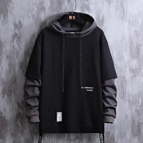 This hoodie comes in 5 colors and ranges from size XS-3XL. It's made with 25% Cotton and 75% Polyester. It's lightweight and warm. It has a slim fit. #ad Hoodies Streetwear, Colorblock Hoodie, Men Pullover, Oversize Sweatshirt, Streetwear Hoodie, Cyberpunk Style, Black And White Style, Men Sweatshirt, Streetwear Casual