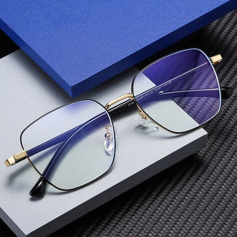 Mens Eye Glasses, Visible Light Spectrum, Mens Glasses Fashion, Mens Haircut, نظارات شمسية, Cool Glasses, Fashion Eye Glasses, Blue Light Glasses, Stylish Glasses