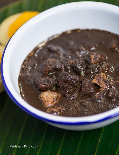 Dinuguan Recipe Dinuguan Recipe, Stew With Rice, Pinoy Recipe, Steamed Rice Cake, Filipino Food Dessert, Pinoy Foods, Filipino Foods, Pork Meat, Filipino Dishes