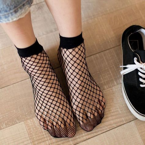 Chic Streetwear Women's Harajuku Mesh Lace Breathable Fishnet Socks Sexy Hollow out Nets Socks Ladies Sweet Mesh Sox Fishnet Ankle Socks, Net Socks, Ankle High Socks, Fishnet Socks, Mesh Fashion, Mesh Socks, Dress With Stockings, Girls Flats, Short Socks