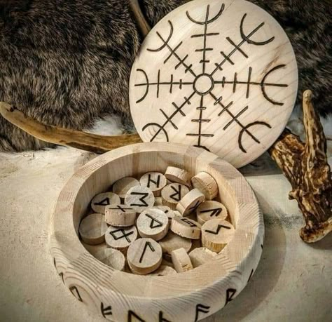 Viking Aesthetic, Wiccan Crafts, Spiritual World, Pagan Crafts, Rune Stones, Norse Pagan, Witchy Crafts, Wood Burning Crafts, Elder Futhark