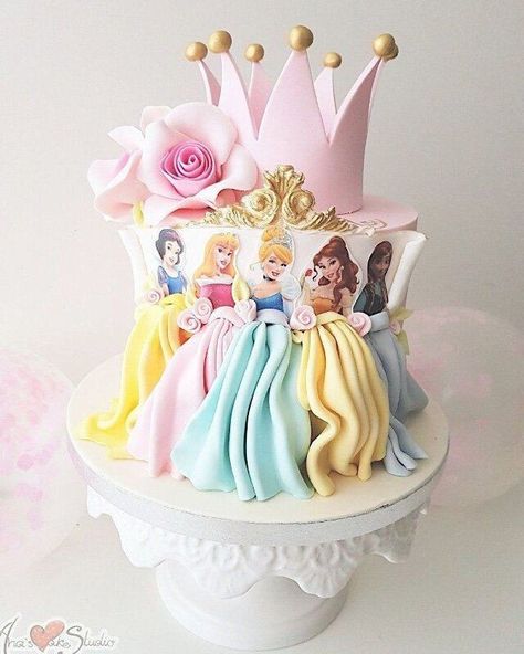 #dollscakes #girlscakes #barbiecakes #princescakes Princess Birthday Cakes, Cakes For Girls Birthday, Disney Princess Birthday Cakes, Cakes For Girls, Prince Cake, Princess Birthday Party Decorations, Cake Tips, Disney Princess Cake, Disney Princess Birthday Party