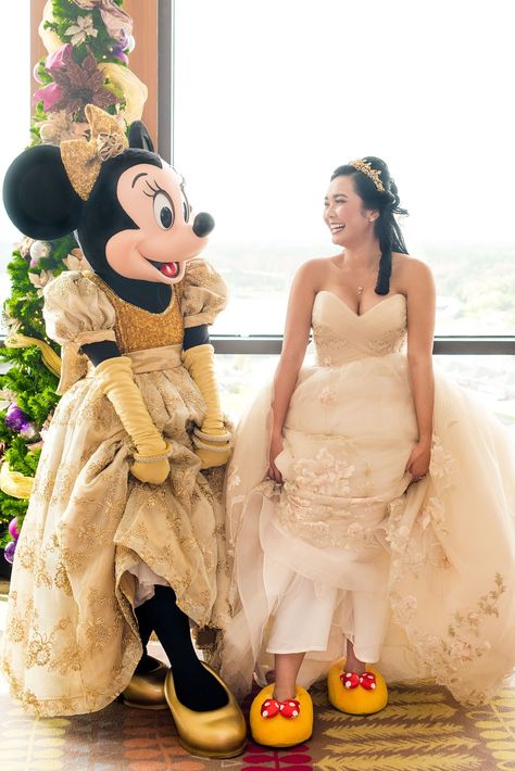 Minnie Mouse matches shoes with the bride wearing Minnie Mouse slippers at a Disney Fairy Tale Wedding reception Minnie Mouse Slippers, Cute Minnie Mouse, Disney World Wedding, Disney Bride, Contemporary Resort, Disney Fairy Tale Weddings, Disney Fairy, Raleigh Wedding, Cruise Wedding