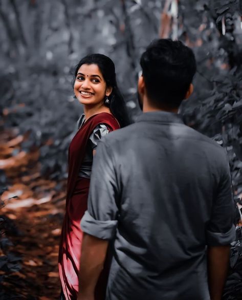 Couple Pic Hd, Love Couple Images Hd, Kerala Wedding Photography, Romantic Couple Images, Indian Wedding Photography Couples, Indian Wedding Photography Poses, Cute Couples Photography, Wedding Couple Poses Photography, Wedding Couple Poses