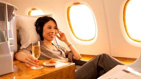 How to use your frequent flyer points Business Class Travel, Business Class Seats, Business Class Flight, Emirates Airline, Best Airlines, Air New Zealand, Virgin Atlantic, Dubai City, Airline Flights