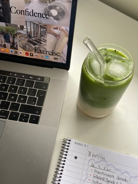 Matcha At Home Aesthetic, Matcha Astethic, Manifest Work, Matcha Latte Aesthetic, Mystery Aesthetic, Aesthetic Matcha, Starbucks Matcha, Matcha Aesthetic, Matcha Cafe