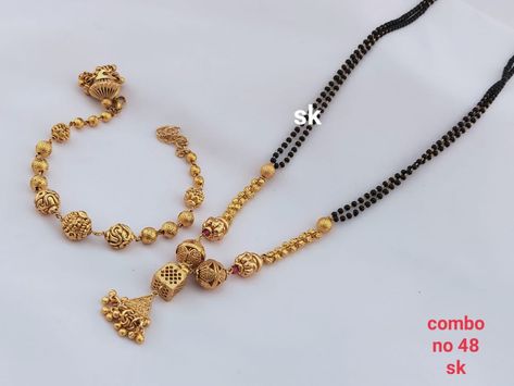 Mangalsutra Simple, Bracelet Mangalsutra, Mangal Sutra, Gold Bracelet Simple, Delicate Gold Jewelry, Gold Bangles For Women, Black Beads Mangalsutra Design, Diamond Bracelet Design, Diamond Pendants Designs