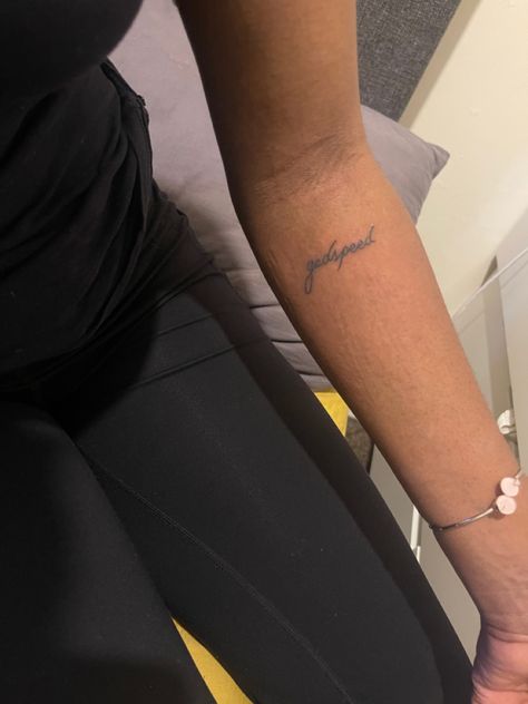 Godspeed Rib Tattoo, Tattoo Gang, Godspeed Tattoo, Verse Tattoos, Cursive Tattoos, Self Love Tattoo, Small Girl Tattoos, Tattoos For Black Skin, Cute Tiny Tattoos