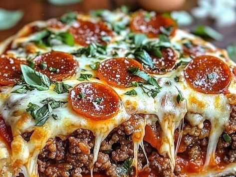 Taste the Best of Both Worlds with the Flavor-Packed Pizza Burger Pie Recipe - NewsBreak Cheesy Pizza Burger Pie, Deep Hamburger Sausage And Pepperoni Pie, Burger Pie Recipe, Pizza Burger Pie, French Onion Meatballs Recipe, Fried Cheese Bites, Pizza Pie Recipe, Homemade Chicken Alfredo, Crescent Roll Pizza