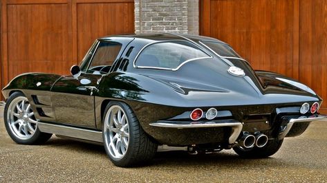 1963 Chevrolet Corvette Resto Mod - 2 Corvette 2015, Stingray Car, 1963 Corvette Stingray, Corvette C7 Stingray, 1963 Corvette, Corvette C2, Resto Mod, Corvette C3, Corvette C6