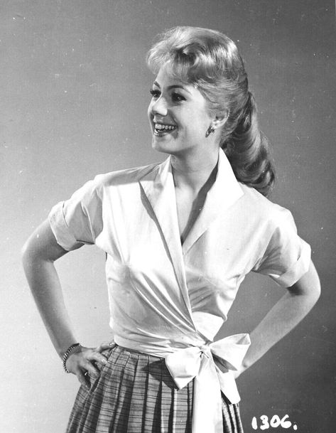 Ingenue Natural, Kibbe Soft Natural, Pisces Rising, Natural Gamine, Shirley Jones, Cinema Movie, Golden Age Of Hollywood, Soft Natural, Vintage Beauty