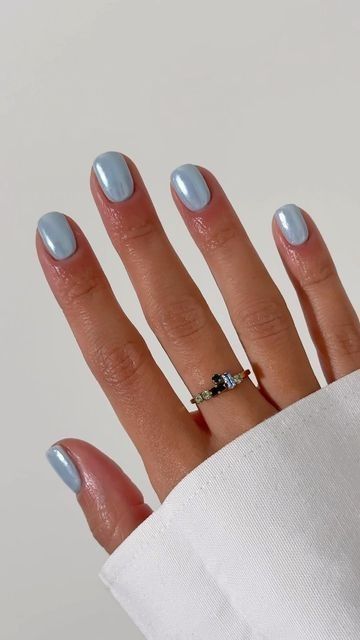 Summer Nails On Short Nails, Spring To Fall Nails, Cute Manicures For Short Nails, Short Nails Painted Simple, Clean Nail Inspiration, Summer Holiday Short Nails, Nails Spring Summer 2024, Nails Summer 2024 Short, Summer Manicure Short Nails