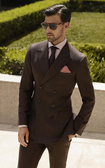 Dark Brown Dress Pants, Beige Shirt Dress, A Man In A Suit, Man In A Suit, Brown Suit, Gentleman's Wardrobe, Brown Dress Pants, Suit Men, Groomsmen Suits