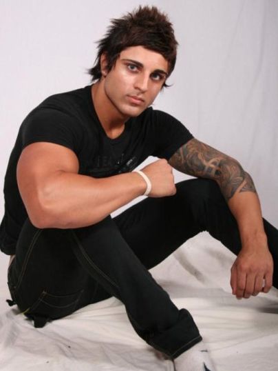 Aziz Shavershian as Derrick DiNunzio, Topaz Heat -- The Jewel Trilogy; Read Greater than Rubies tiny.cc/Rubies for free Aziz Shavershian, Writing Life, Greater Than, Topaz, It Cast, Heat, Fictional Characters