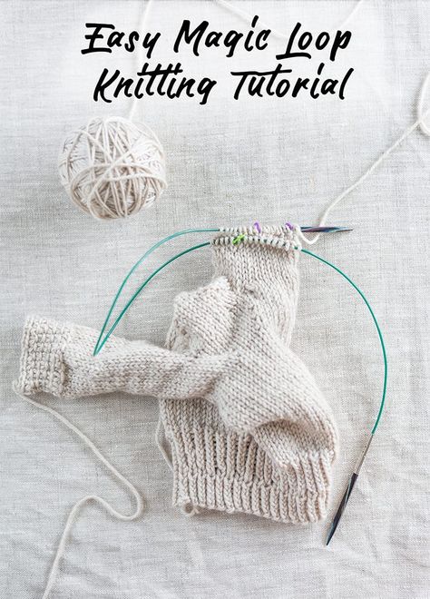 Discover an easy magic loop knitting technique that's perfect for when you don't want to use double pointed needles! Simple magic loop knitting tutorial. Magic Loop Knitting, Simple Magic, Yarn Tutorials, Loop Knitting, Knitting Hacks, Easy Magic, Knitting Stitches Tutorial, Creative Knitting, Knitting Baby