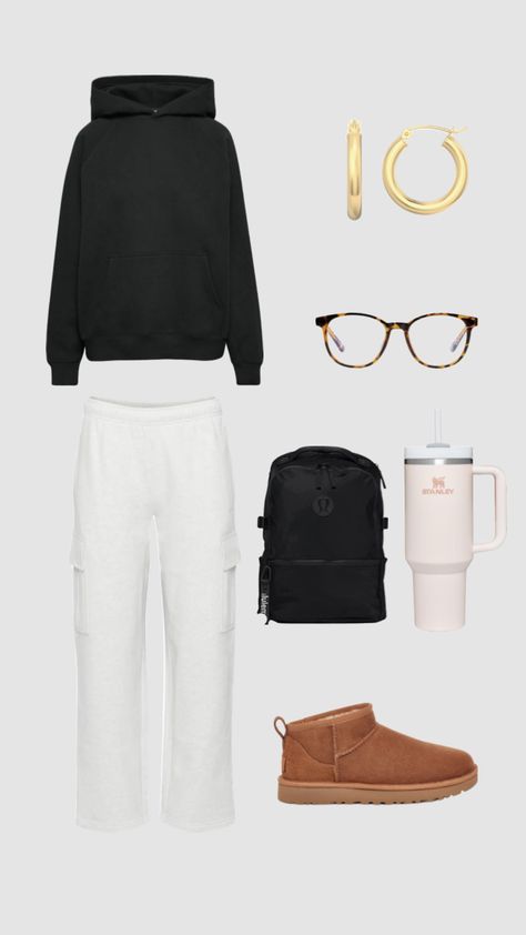 Aritzia Sweatpants Outfit, Outfits With White Sweatpants, White Sweatpants Outfit, White Sweatpants, Sweatpants Outfit, City Outfits, Trendy Outfits For Teens, Cute Lazy Day Outfits, Cute Outfits For School