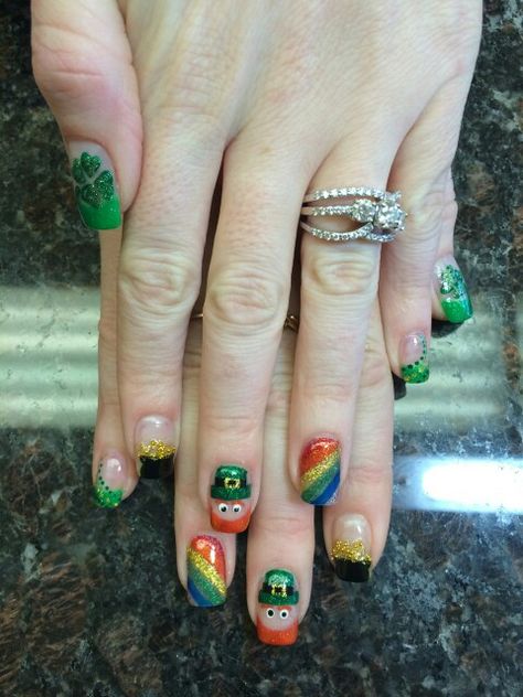 St Pats Day Nails, Leprechaun Nail Art, St Patricks Nails Ideas, Leprechaun Nails, Cute St Patricks Day Nails, March Nails Ideas St. Patrick's Day, St Pats Nails, Saint Patricks Day Nails, St Patricks Day Nails Design