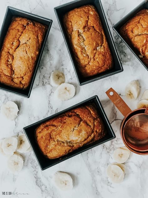 Mini Loaf Banana Bread Recipe, Mini Banana Bread Recipe, Mini Banana Bread Loaves, Banana Bread Loaves, Mini Banana Bread, Best Ever Banana Bread, Banana Bread With Oil, Mini Bread Loaves, Student Food