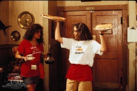 Julia Roberts Mystic Pizza, Annabeth Gish, Mystic Pizza, Pizza Shirt, Matt Damon, Movie Screen, Julia Roberts, Silver Screen, Film Aesthetic