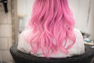 Lob For Thick Hair, Shoulder Length Bob With Layers, Bubble Gum Pink Hair, Shoulder Length With Bangs, Subtle Caramel Highlights, Trendy Bob Haircuts, Bob With Layers, Bubblegum Pink Hair, Buzz Haircut