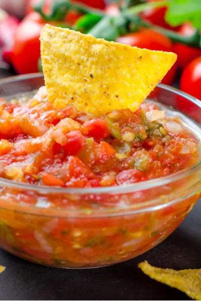 How To Make The Best Canned Salsa - Our Tried & True Recipe Best Canned Salsa Recipe, Salsa Dip Recipe, Tomato Salsa Recipe Fresh, Easy Homemade Salsa Recipe, Canned Salsa, Canned Salsa Recipes, Salsa Canning Recipes, Easy Homemade Salsa, Tomato Salsa Recipe