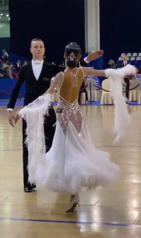 White Ballroom Dance Dress, White Ballroom Dress, Ballroom Dance Dresses Waltz, Latin Competition Dress, Ballroom Dance Photography, Ballroom Dress Inspiration, Ballroom Dance Competition Dress, Pageant Headshots, Ballroom Gowns