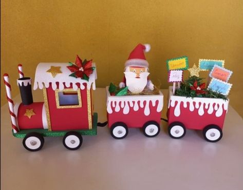 Christmas Train Diy, Christmas Train Decorations, Christmas Mason Jars Diy, Happy Christmas Day, Christmas Lollipops, Paper Christmas Decorations, Felt Crafts Christmas, Christmas Arts And Crafts, Handmade Christmas Crafts