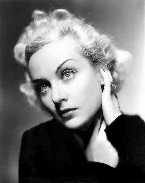 Carole Lombard (1908 - 1942) - Find A Grave Photos Klasik Hollywood, Carole Lombard Clark Gable, George Hurrell, Loretta Young, Carmen Miranda, Carole Lombard, Classic Movie Stars, Classic Actresses, Marlene Dietrich