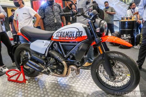 Launched internationally October of last year, the 2022 Ducati Scrambler Urban Motard is now in Malaysia, with a price tag of RM68,900 excluding road tax, insurance and registration. As the newest addition new addition to … Ducati Scrambler Urban Motard, Flat Tracker, Ducati Motorcycles, Ducati Scrambler, Urban Graffiti, Retro Motorcycle, Power Plant, Price Tag, Ducati