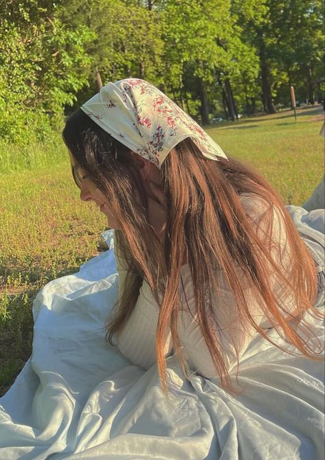 Coquette picnic outfit bandana picture ideas hairstyles Cottage Core Hairstyles, Cottage Core Hair, Outfit Bandana, Coquette Picnic, Cottagecore Hair, Cottage Core Outfit, Ideas Picnic, Picnic Outfit, Instagram Username Ideas