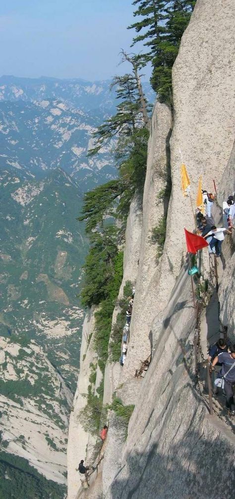 The Dangerous   Huashan Hiking Trail   in China.. i picked this web site, because its packed with info and photo's...might be a repeat. not sure Standing On The Edge, Dangerous Roads, Scary Places, Top Of The World, Tea House, On The Edge, Places Around The World, Hiking Trails, The Edge