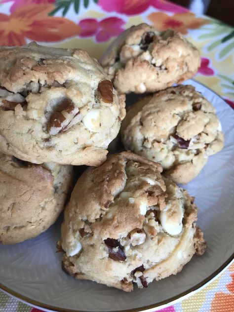 Toasted Coconut Pudding Cookies Coconut Pudding Cookies, Pina Colada Cookies, Coconut Pecan Cookies, Pudding Cookies Recipes, Smores Cookie, Utah Food, Coconut Pudding, Coconut Pecan, Pudding Cookies