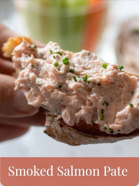 Smoked salmon and poached salmon are blitzed together with cream cheese and served with a slice of bread. Salmon Pate Recipe, Salmon Pate, Smoked Salmon Pate, Pate Recipes, Work Meals, Cooking Salmon, Entertaining Recipes, Best Dinner Recipes, Party Food Appetizers