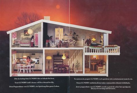 Lundby Dollhouse Catalog - 1985 | 1985 Lundby Dollhouse Cata… | Flickr Denmark House, Lundby Dollhouse, Tuff Tray, Dolls Houses, Tiny World, Dollhouse Dolls, Mini House, Model Homes, Dolls House