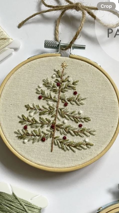 Diy Vintage Christmas Ornaments, Christmas Ornaments Cross Stitch, Diy Vintage Christmas, Ornaments Cross Stitch, Cross Stitch Ornaments, Stitch Ornaments, Christmas Card Art, Diy Cross, Diy Cross Stitch