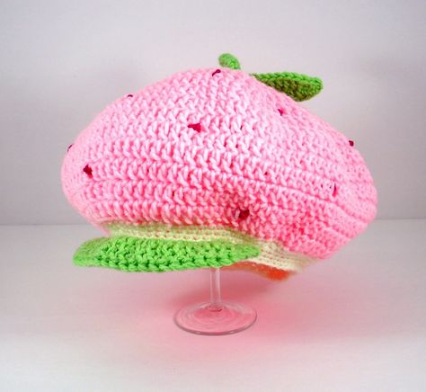 Strawberry shortcake hat Strawberry Shortcake Crochet Hat Pattern, Crochet Strawberry Shortcake Hat, Crochet Strawberry Shortcake, Strawberry Shortcake Crochet, Strawberry Shortcake Hat, Crochet Character Hats, Crochet Kids Hats, Puppet Patterns, Crochet Strawberry