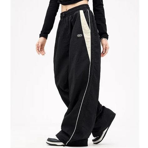 Rosesand - Low Waist Color-Block Loose-Fit Wide-Leg Sweatpants | YesStyle Hip Hop Sweatpants, Celana Fashion, Streetwear Chic, Plus Size Cargo Pants, Trouser Outfits, Wide Leg Sweatpants, Style Hip Hop, Casual Wide Leg Pants, Black Sweatpants