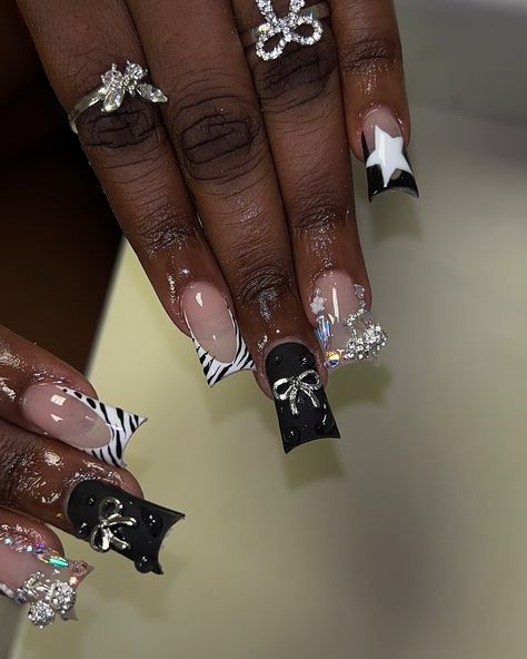 Rockstar life style might not make itttt🎸🤘🏾🖤 #ducknails #nailtech #jacksonmsnailtech #blacknails #explorepage #whitenails Black Emo Nails, Nails Music, Junk Nails, Duck Nails, Aries Zodiac, Nails Inspo, Black Nails, Nail Tech, White Nails