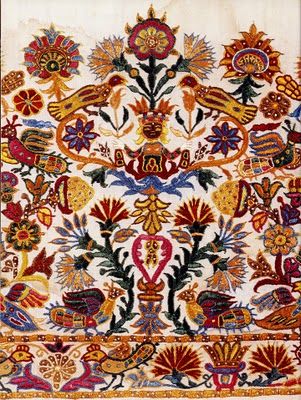 A Note of Friendship: Greek Embroidery and Geek Chicanery Folk Embroidery Patterns, Greek Embroidery, Greek Pattern, Redwork Embroidery, Greek Culture, Folk Embroidery, Antique Textiles, Vintage Embroidery, Embroidery Projects