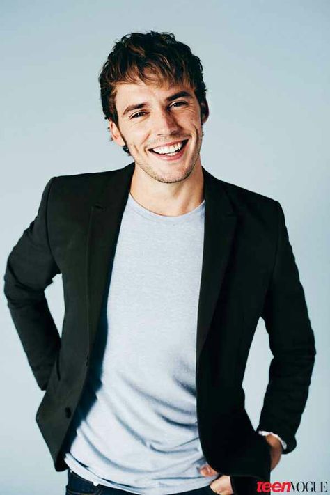 Sam Claflin Guy Laughing, Sam Claflin Finnick, Finnick Odair Sam Claflin, Will Traynor, Pelo Cafe, Vogue Photo, Finnick Odair, Sam Claflin, Hello Handsome