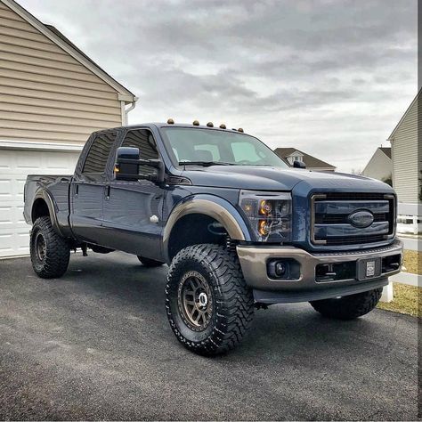 Lifted F250 Super Duty, Work Truck Ideas, Ford Super Duty Trucks Lifted, Ford F250 Super Duty Lifted, King Ranch Truck, Ford King Ranch, Ford F 250 Super Duty King Ranch, Clean Setup, F250 6.0 Powerstroke