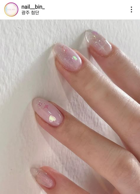 Korean Nail Simple, Gel Nails Ideas Short Korean, Korean Gel X Nails, Short Gel Nails Korean, Nails July 2023, Korean Gel Nails Simple, Nails Inspiration Korean, Korean Nails Aesthetic, Aesthetic Korean Nails