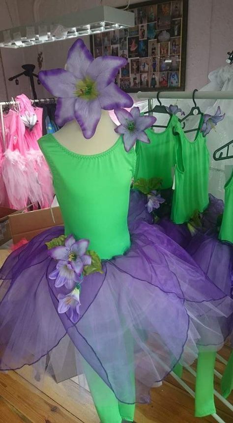 Flower Ballet Costume, Alice In Wonderland Dance Costume, Flower Dance Costume, Alice In Wonderland Flower Costume, Flower Costumes, Alice In Wonderland Ballet, Fancy Dress Costumes Kids, Alice In Wonderland Flowers, Wonderland Events