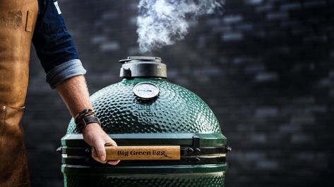 Big Green Egg Grill, Green Egg Grill, Bbq Shop, Egg Packaging, Egg Nest, Wood Pellet Grills, Baking Stone, Big Green Egg, Smoked Food Recipes