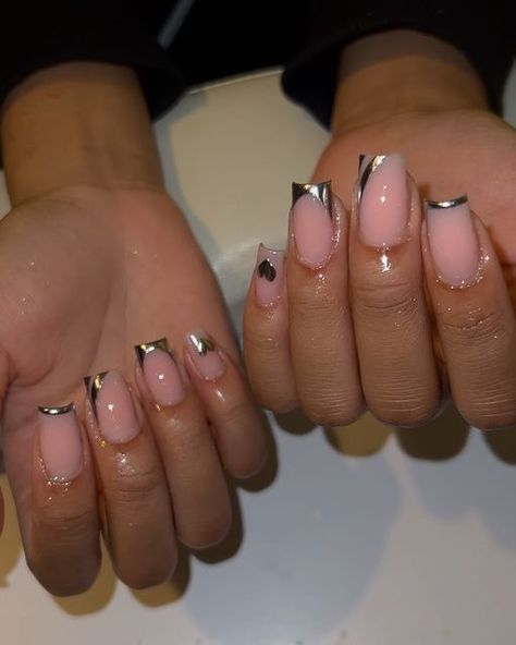 Monochrome Nails, Short Square Nails, Long Nail Designs, Work Nails, French Acrylic Nails, Pink Nail Designs, Silver Nails, Short Nail Designs, Heart Nails